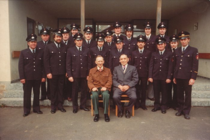 Gruppenfoto der Feuerwehr 1975